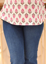 Load image into Gallery viewer, Elegant Pink &amp; Brown Block‑Print Cotton Sleeveless Top
