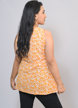 Load image into Gallery viewer, Yellow Floral Print Cotton Sleeveless Top