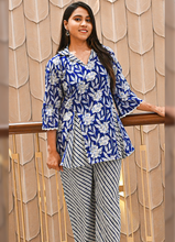 Load image into Gallery viewer, Floral Print Pure Cotton Co ord Set