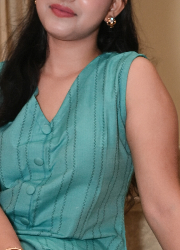 Teal Green Sleeveless Button-Down Top