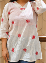 Load image into Gallery viewer, Off-White Pure Cotton Top with Red Thread Embroidery