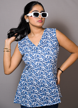 Load image into Gallery viewer, Blue Floral Print Cotton Sleeveless Top