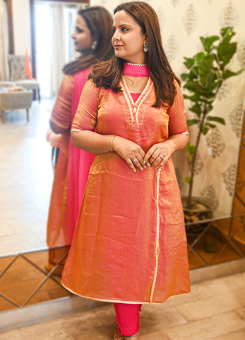 Shiny Pink Fendy Kurta Set with Chiffon Dupatta