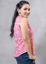 Load image into Gallery viewer, Women’s Sleeveless Pink Abstract Print Cotton Button-Down Top